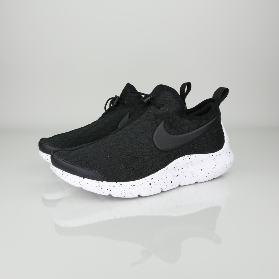 Nike men's aptare hotsell se running shoe