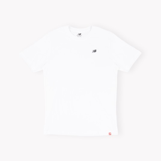 NB SMALL LOGO TEE