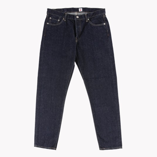 REGULAR TAPERED JEANS