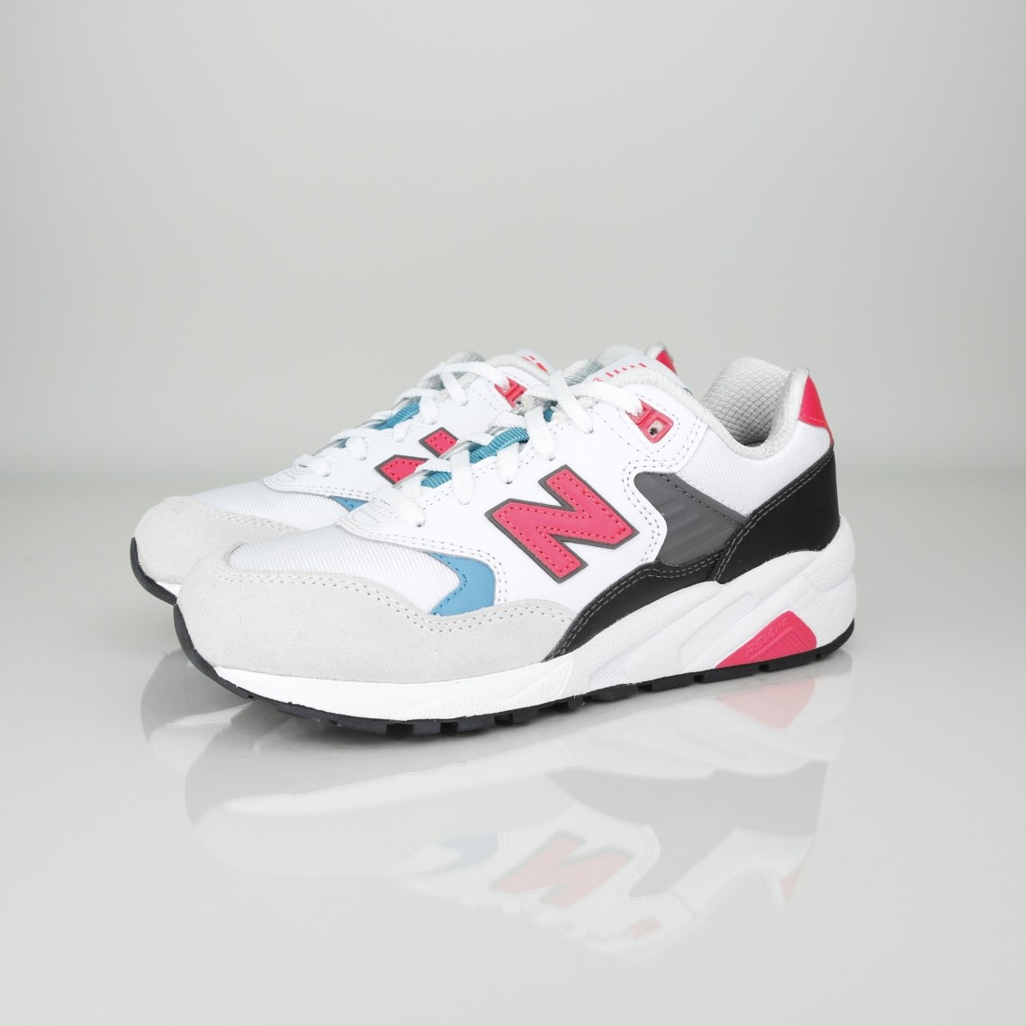 NEW BALANCE WRT580