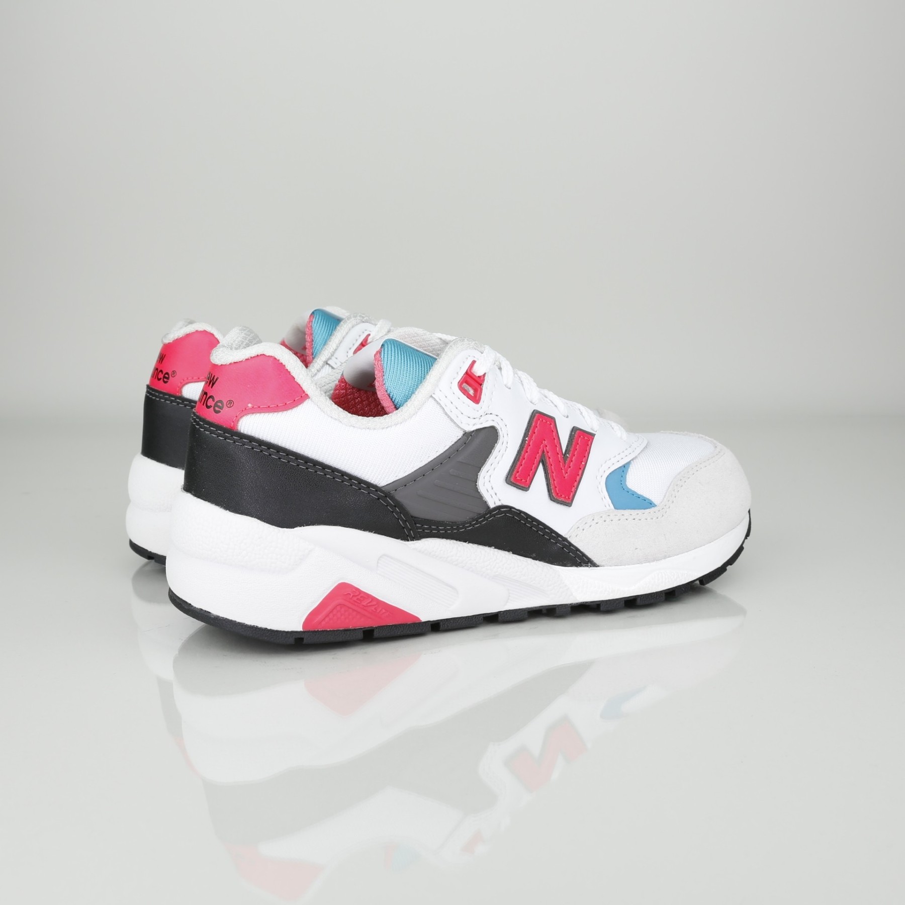 New Balance WRT 580 WRT580PA B RUNNING Chez Vibe