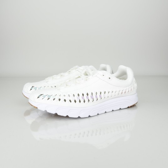 WMNS MAYFLY WOVEN