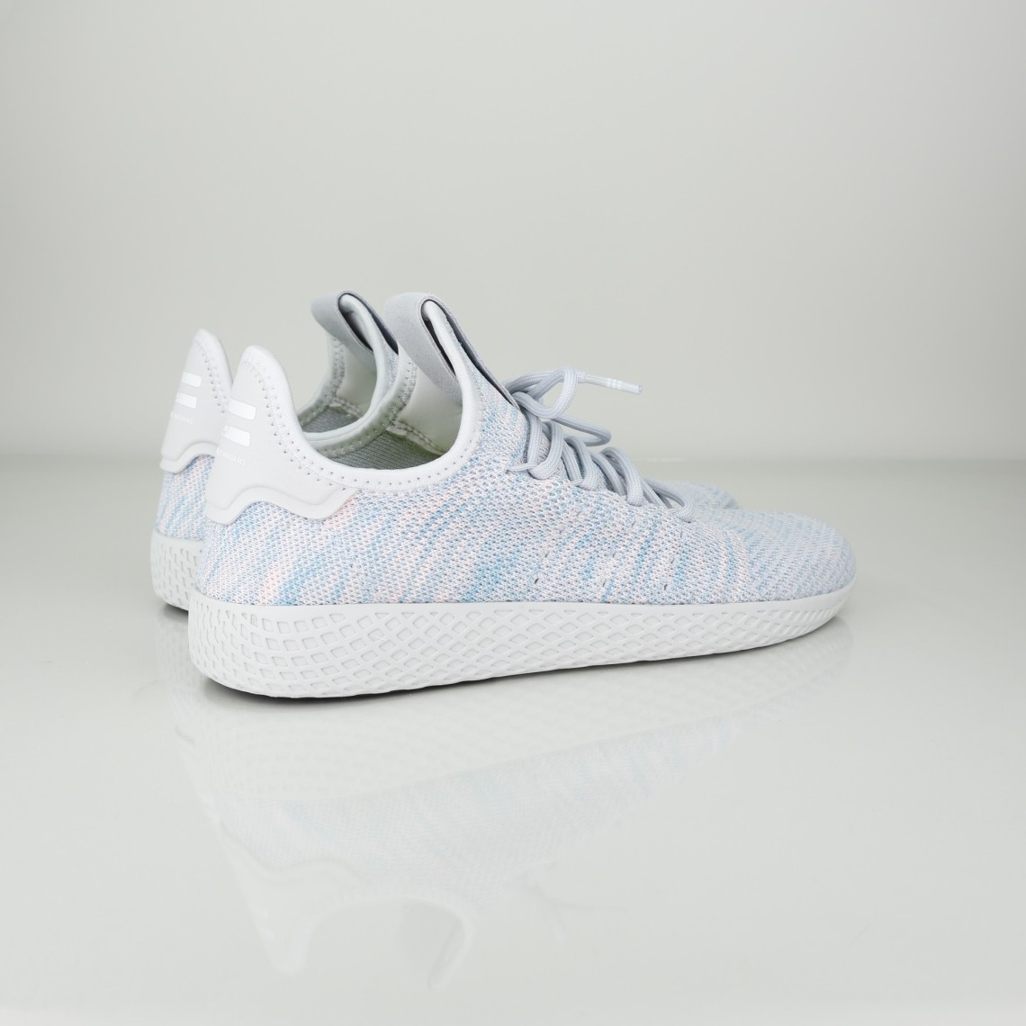 PW TENNIS HU