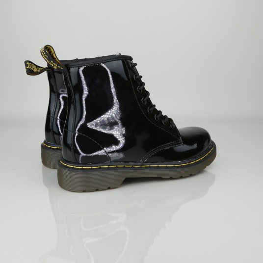 DELANEY BLACK PATENT LAMPER