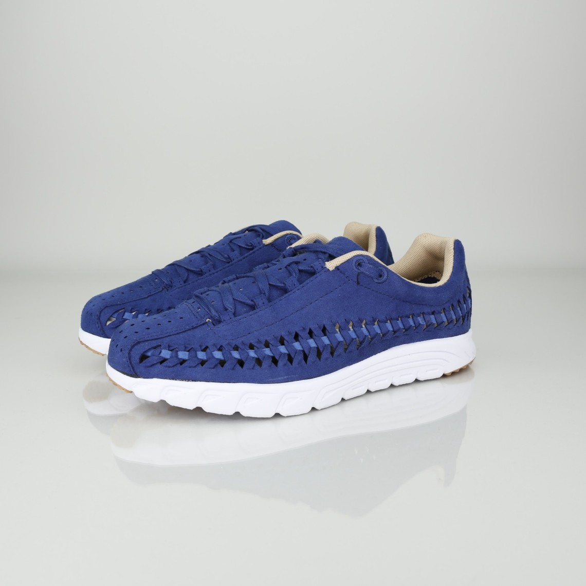 WMNS MAYFLY WOVEN