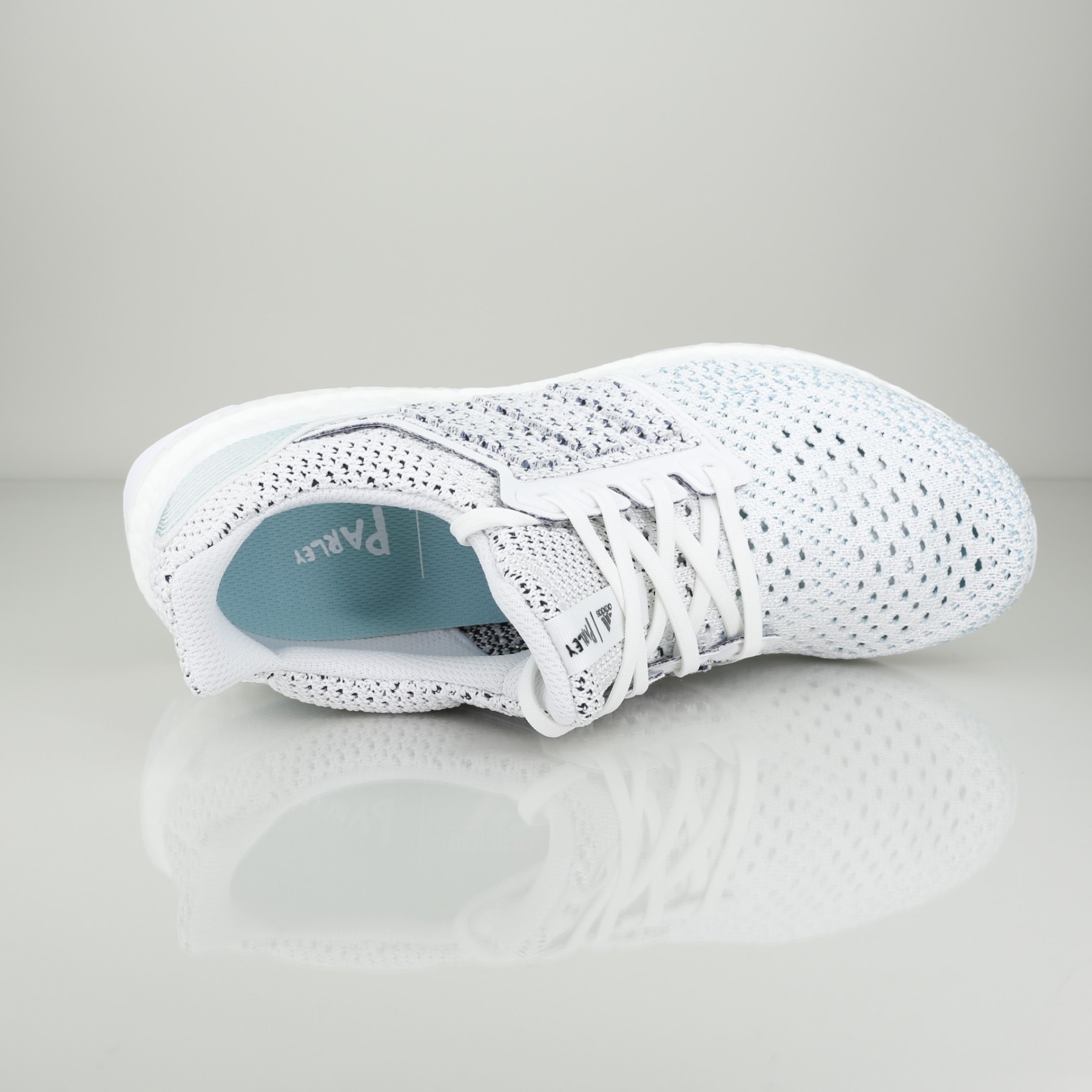 Adidas ultra 2025 boost parley women s