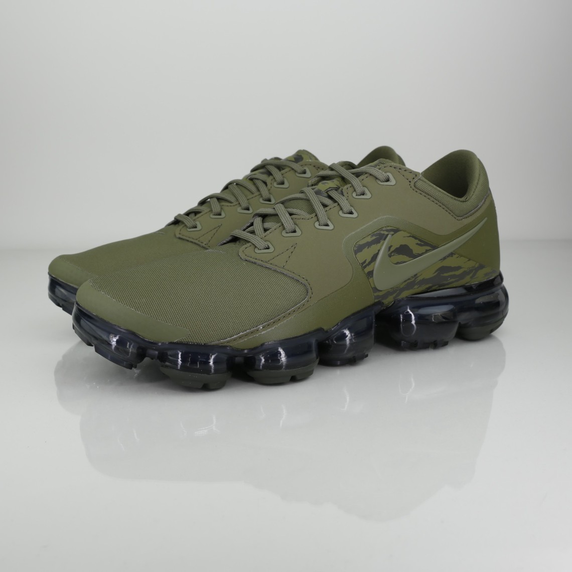 Buy Nike Air Max VaporMax Shoes \u0026 Deadstock Sneakers