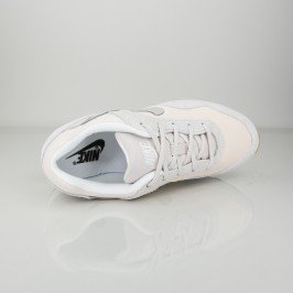 W NIKE OUTBURST