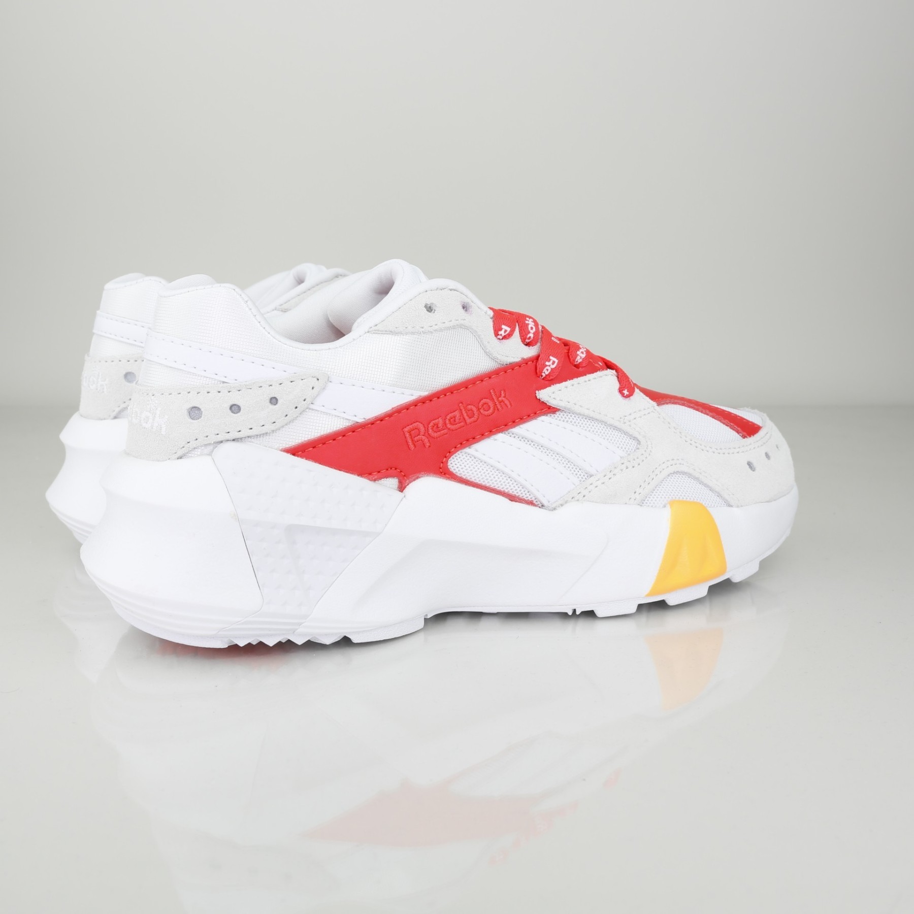 Reebok aztrek x gigi hadid clearance