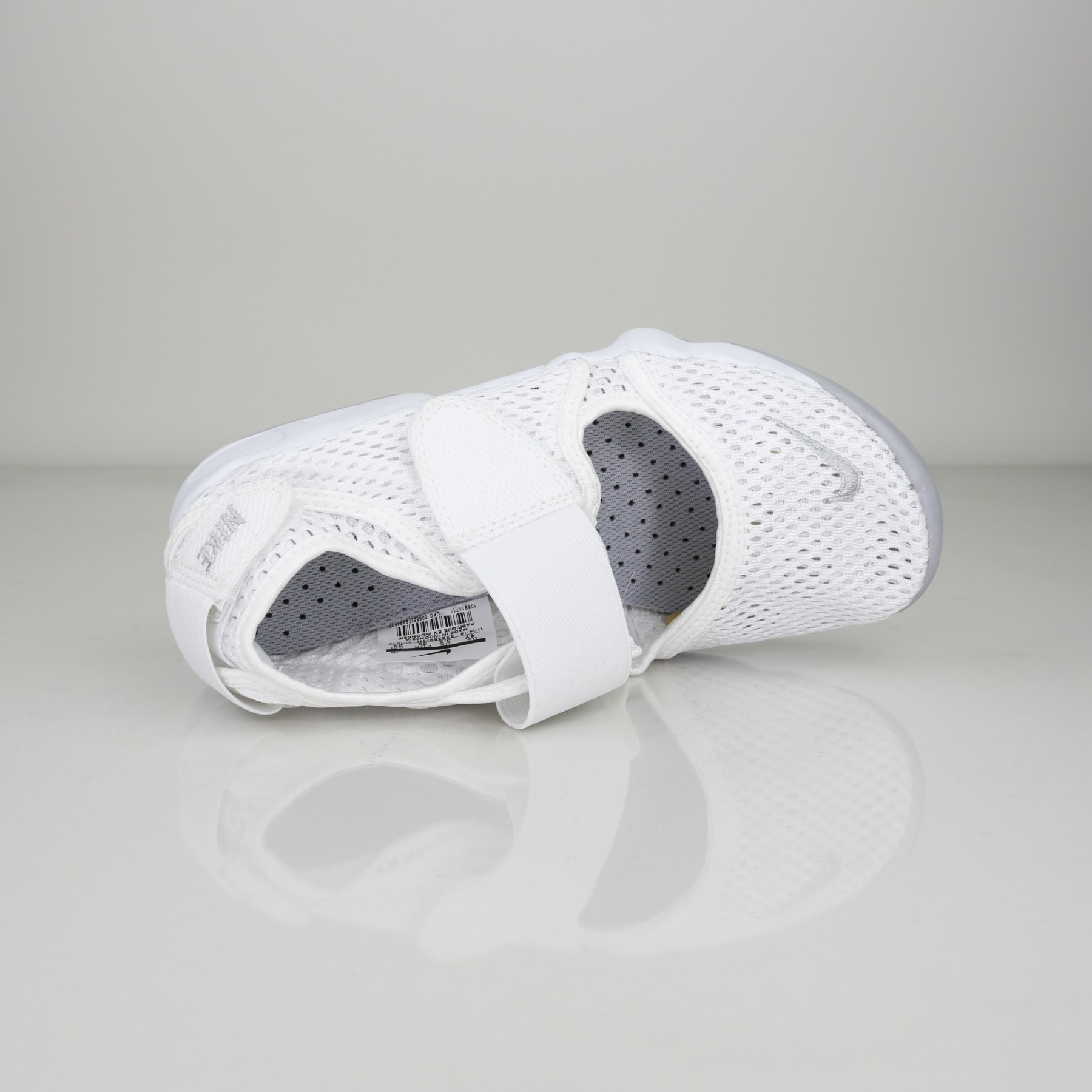 nike rift childrens trainers