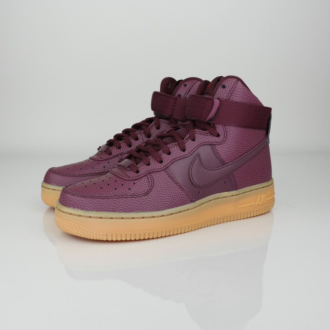 W NIKE AIR FORCE 1 HI SE