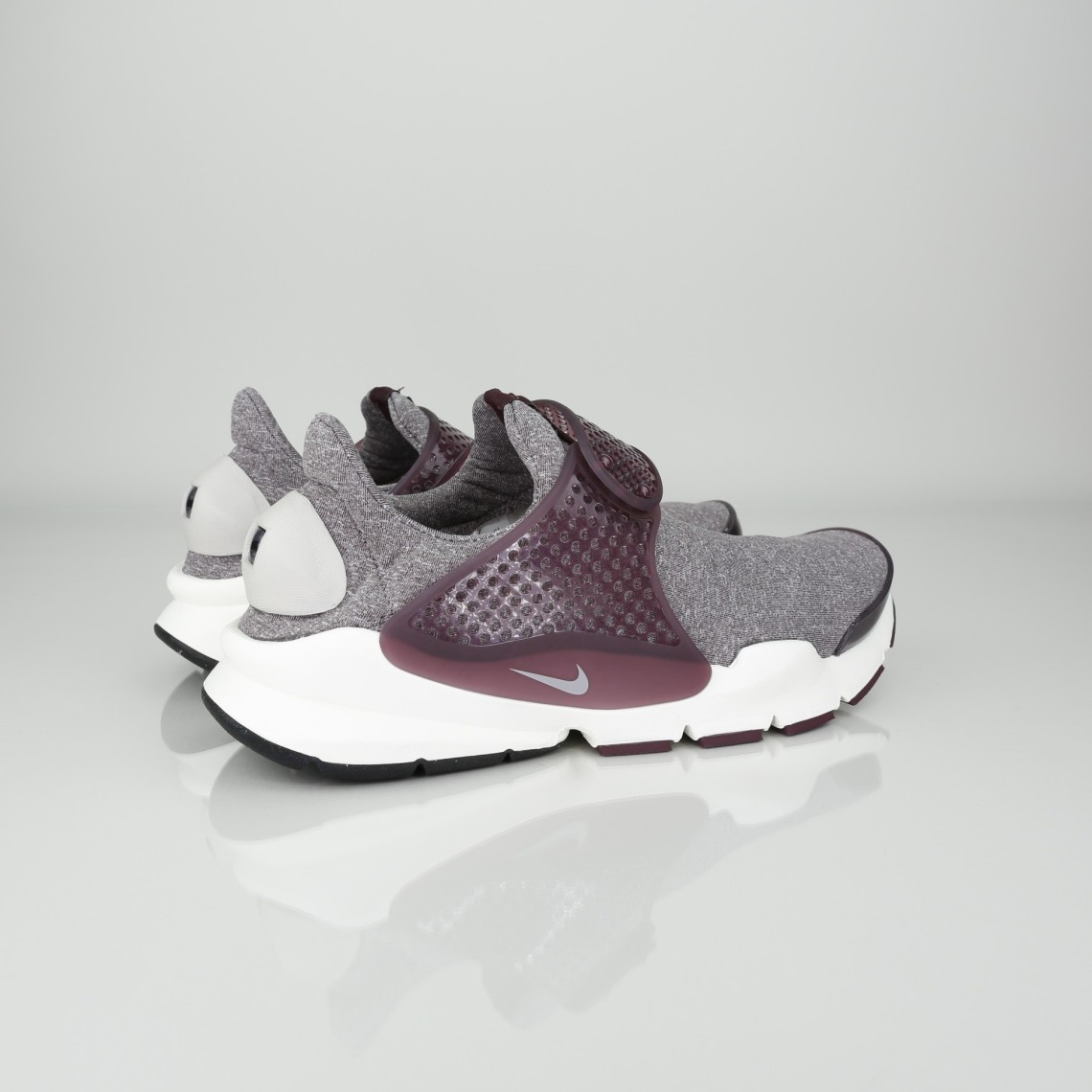 W NIKE SOCK DART SE