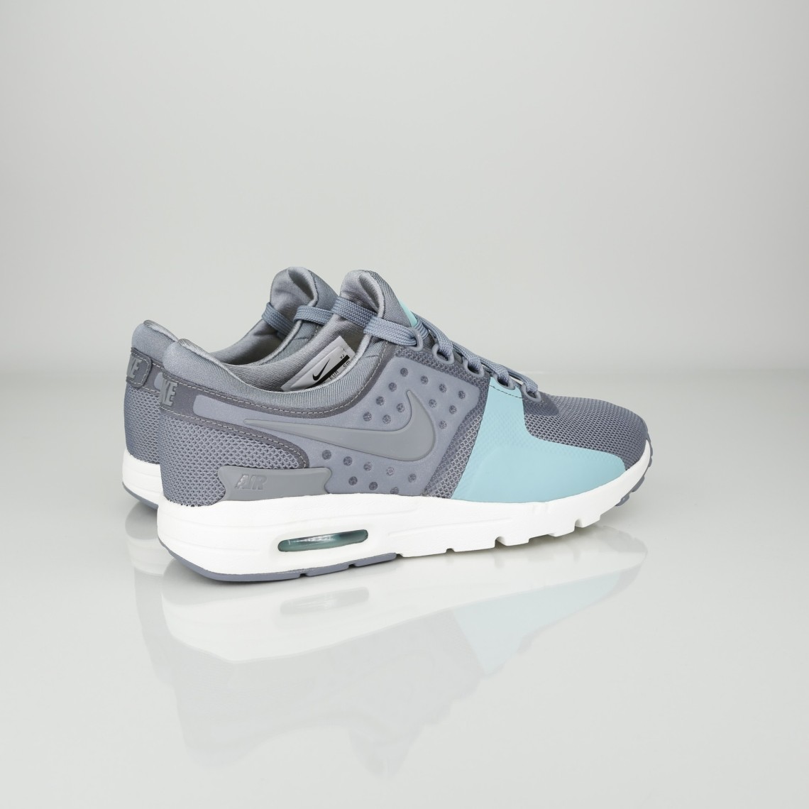 WMNS AIR MAX ZERO